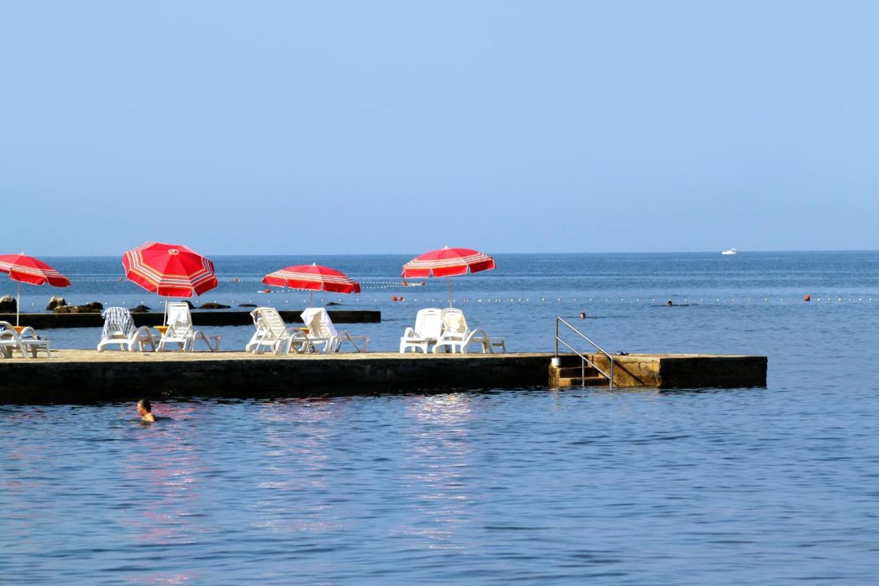 Apartment Umag 6992A Buitenkant foto